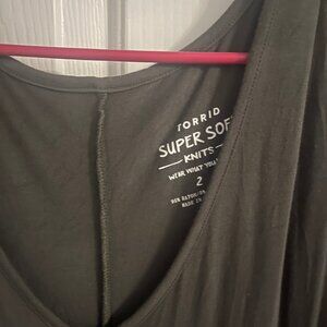 Mid lenght summer olive green midi dress